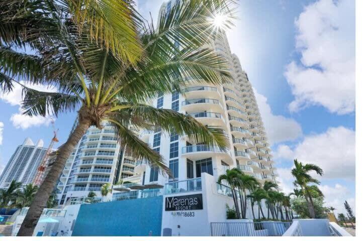 Beachfront Resort - Pool - Ocean View Balcony- Gym 마이애미 비치 외부 사진
