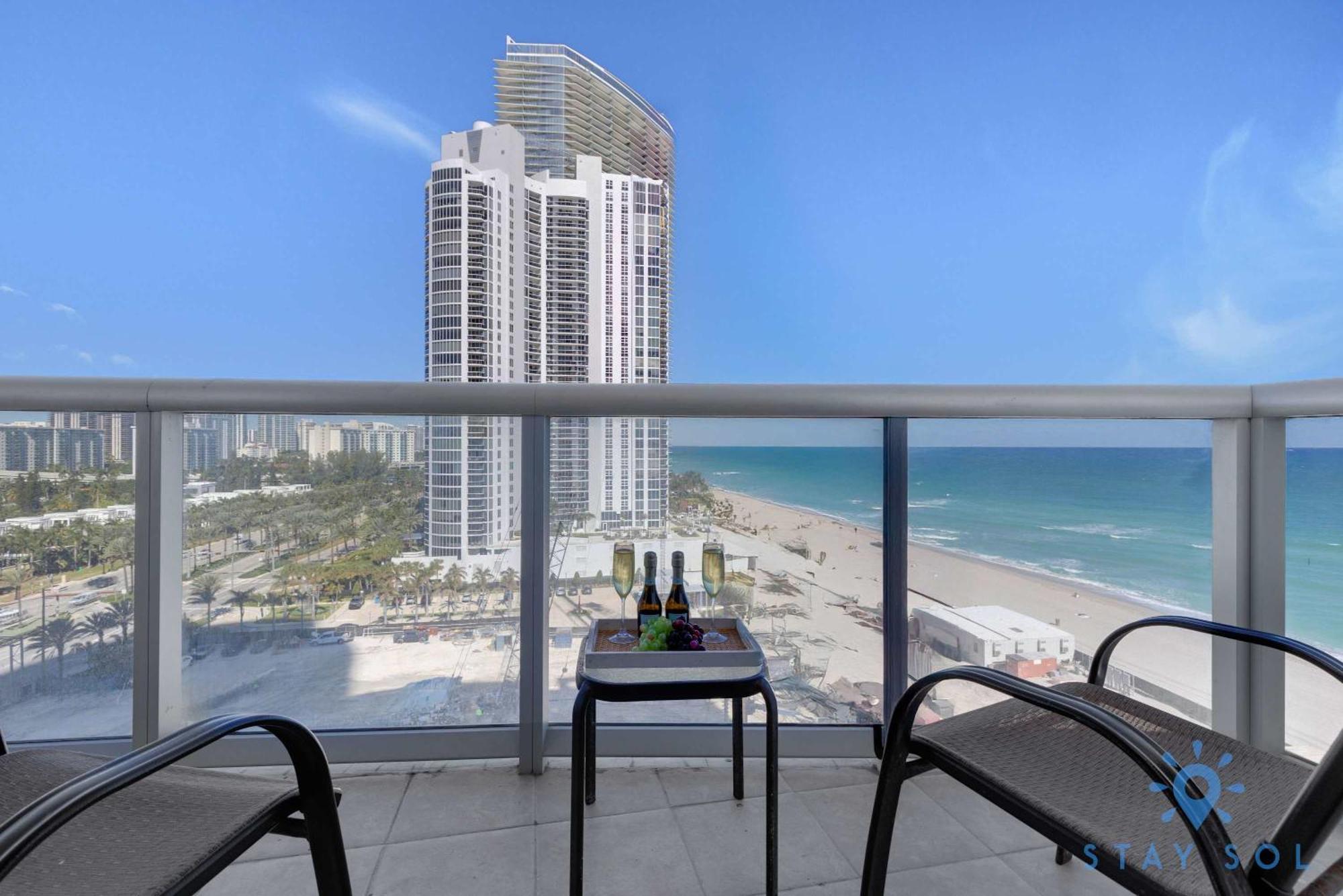 Beachfront Resort - Pool - Ocean View Balcony- Gym 마이애미 비치 외부 사진